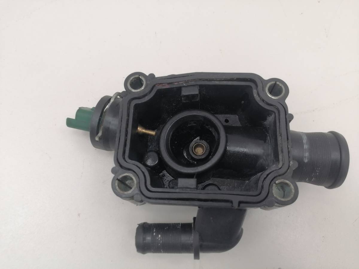 Корпус термостата Citroen C4 2005-2011