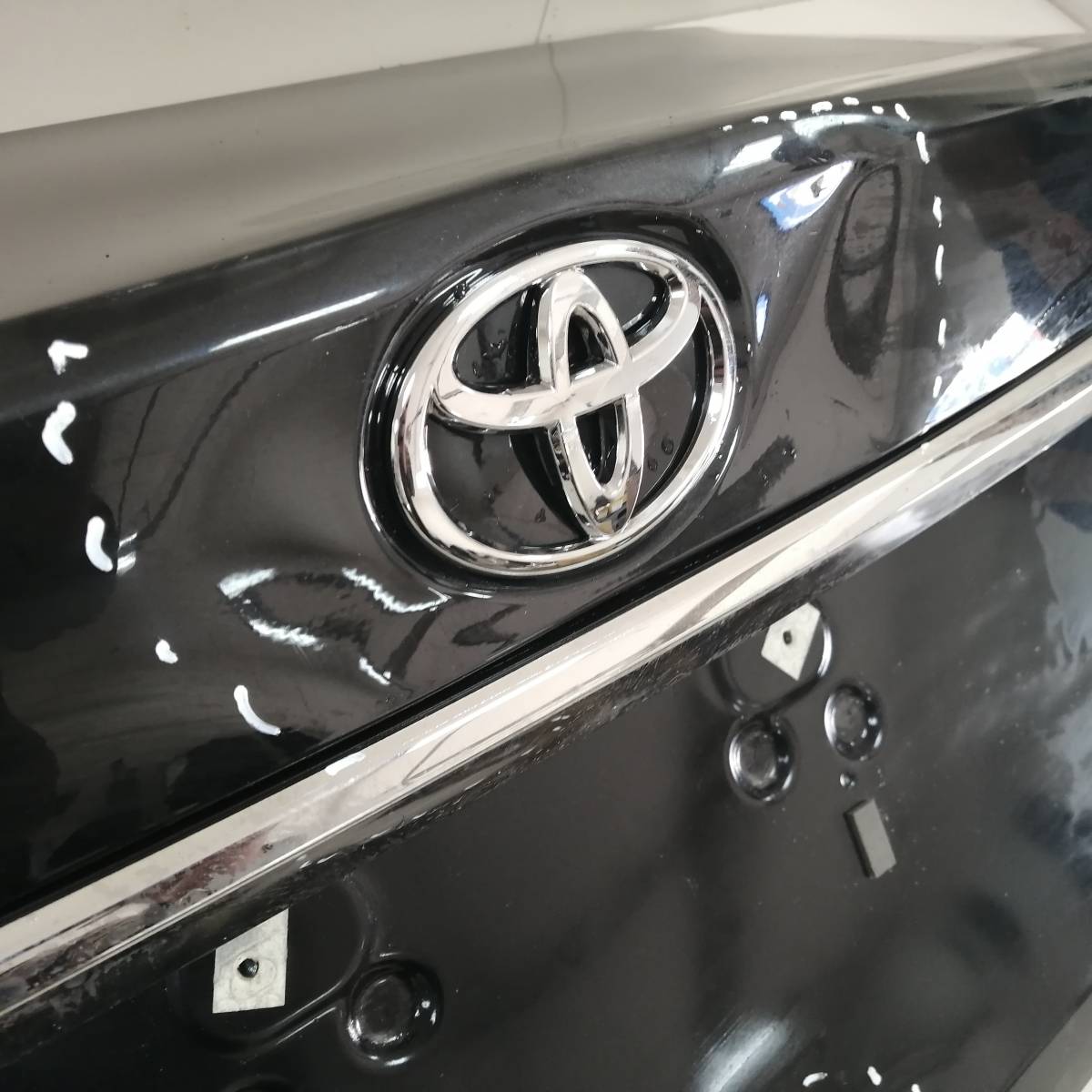Крышка багажника Toyota Corolla E210 2018>