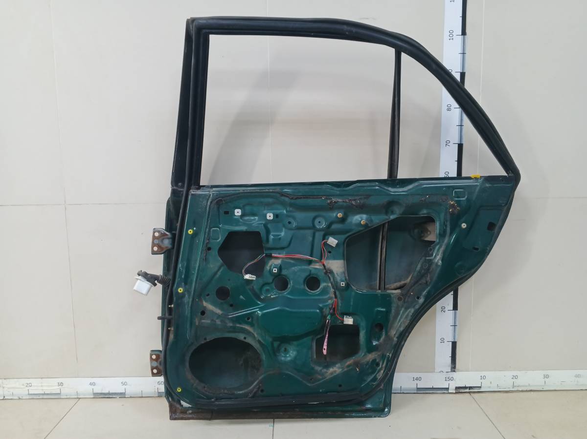 Дверь задняя правая Mazda Capella (GF, GW) 1997-2002