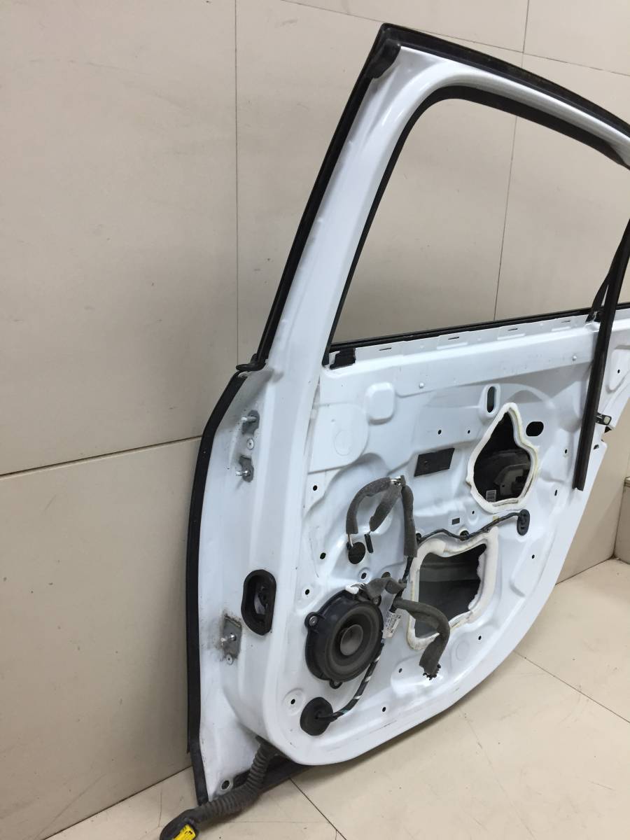 Дверь задняя правая Renault Fluence 2010-2017