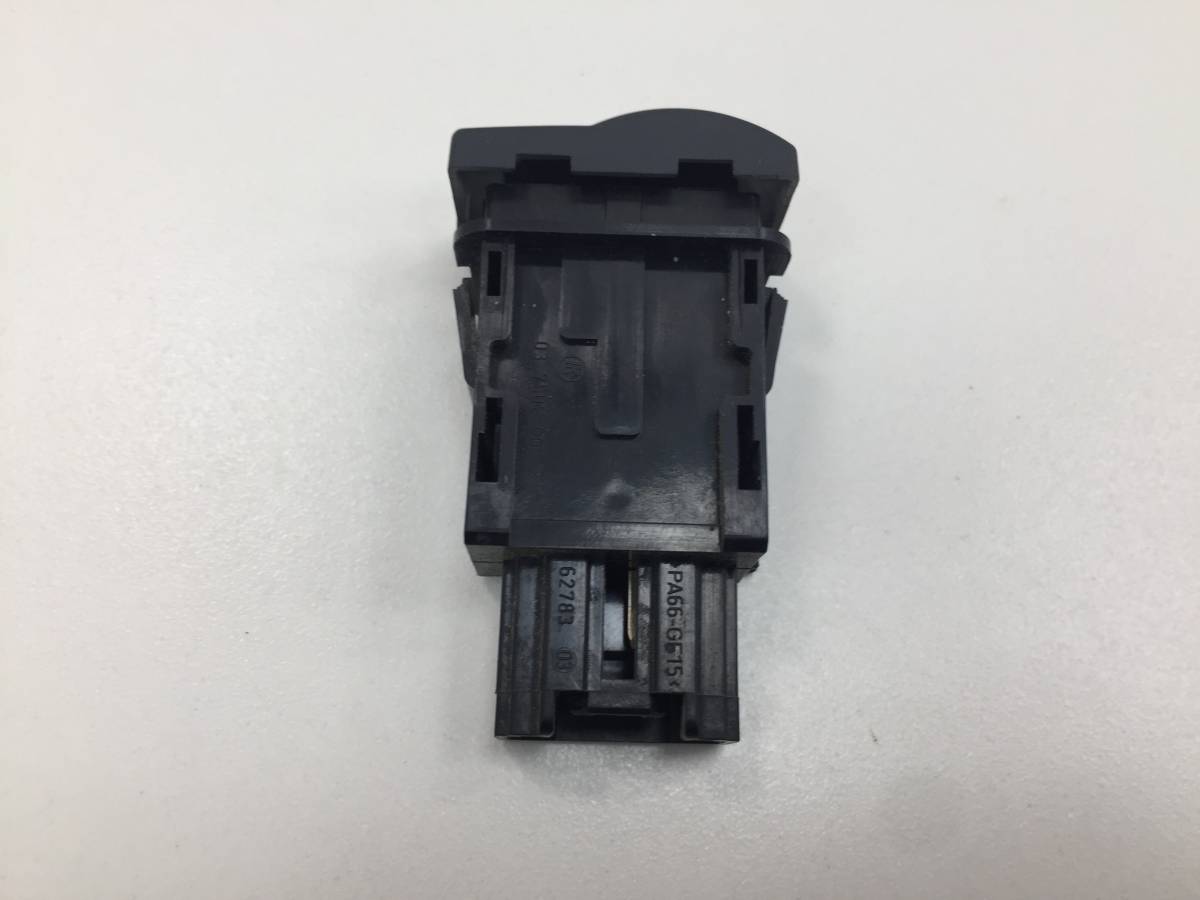 Кнопка курсовой устойчивости Mazda CX-7 (ER) 2006-2012