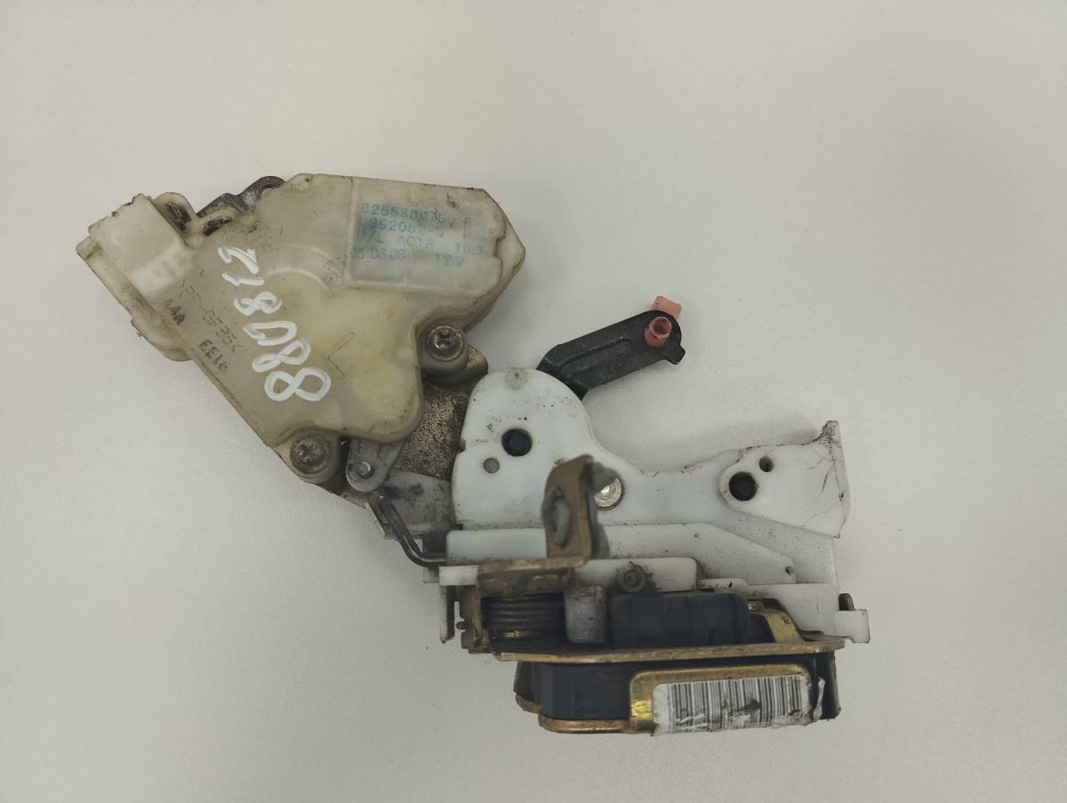 Замок двери передней левой Nissan Almera (N16) 2000-2006