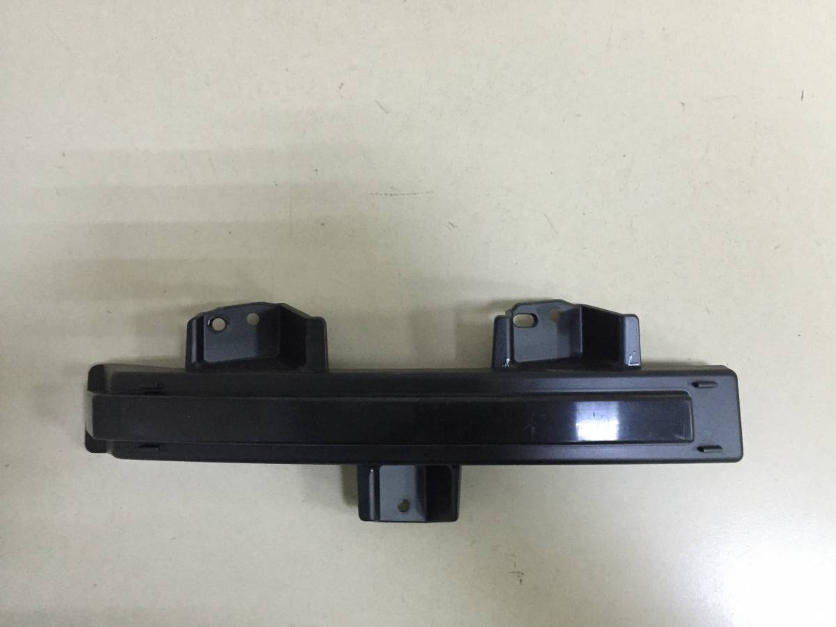 Заглушка бампера Land Rover Range Rover 5 L460 2021