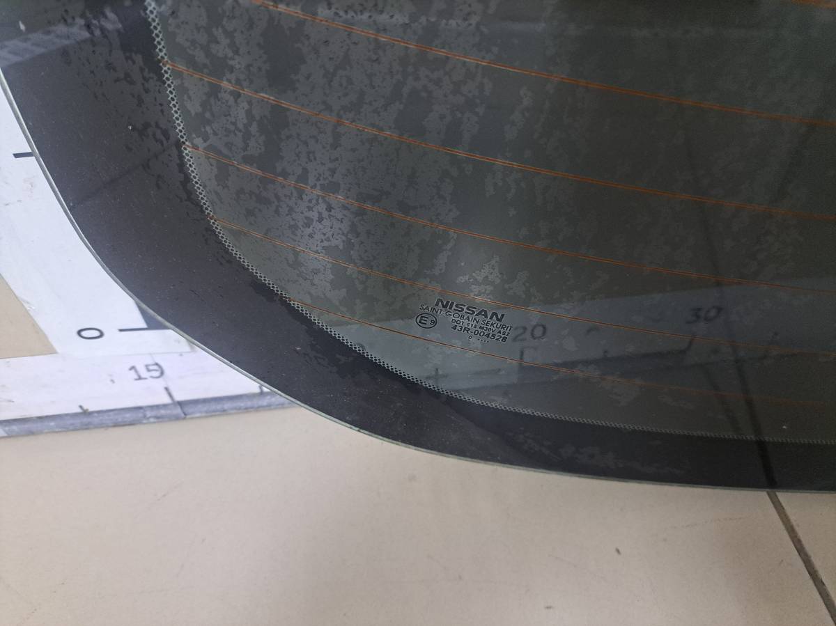Стекло заднее Nissan Tiida (C11) 2007-2014 Стекло заднее Nissan Tiida (C11) 2007-2014