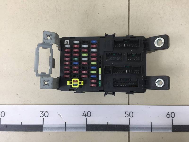 блок предохранителей киа рио 4 в салоне