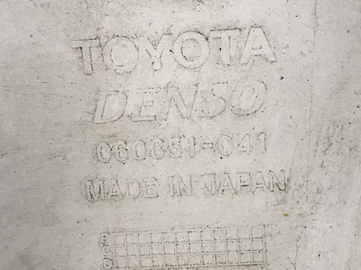 Бачок омывателя лобового стекла Toyota Opa (T10) 2000-2005
