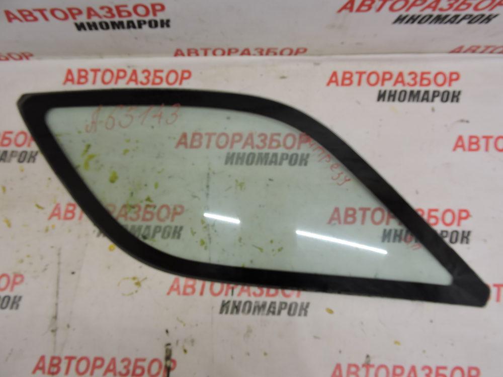 Стекло кузовное глухое правое для Subaru Impreza (G10) 1996-2000