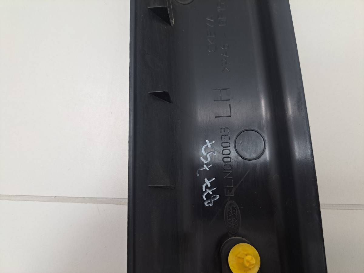 Накладка (кузов внутри) Land Rover Discovery 3 2004-2009