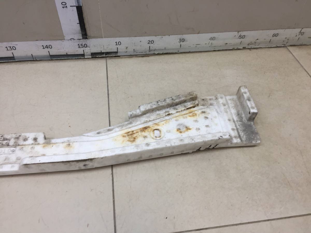 Наполнитель заднего бампера Toyota Land Cruiser Prado (J120) 2002-2009