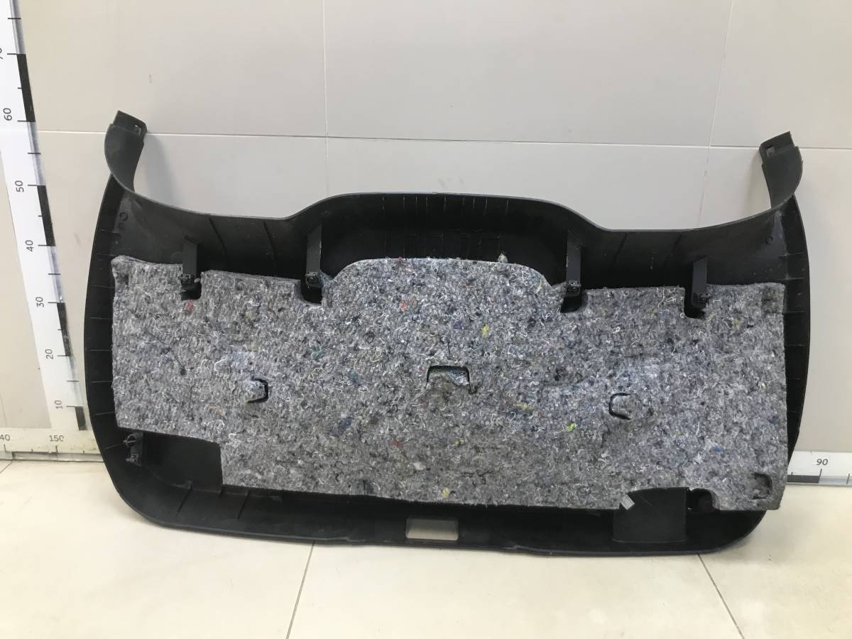 Обшивка крышки багажника Ford Escape 2007-2015