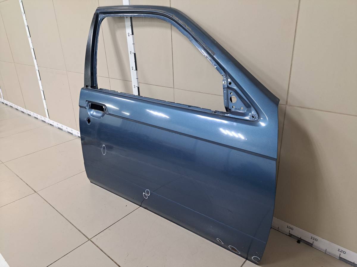 Дверь передняя правая Nissan Bluebird (U14) 1996-2001