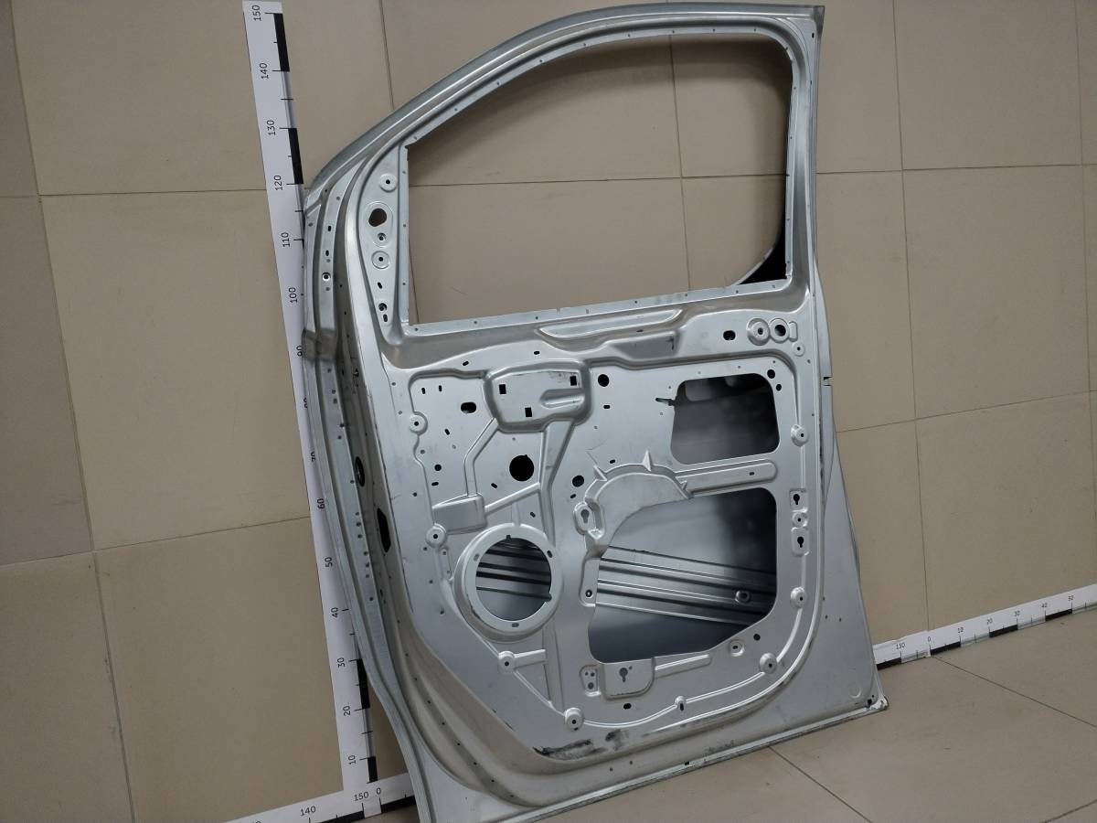 Дверь передняя правая Peugeot Traveller 2016>