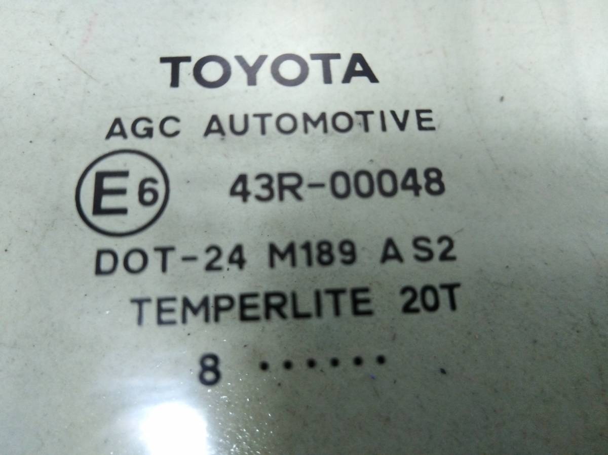 Стекло двери задней правой Toyota Auris (E150) 2006-2012
