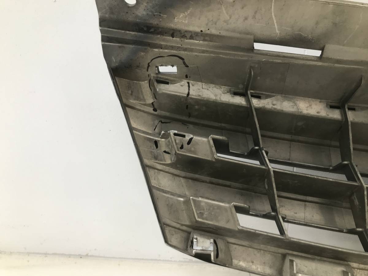 Решетка радиатора Nissan Almera 3 (G11, G15) 2012>