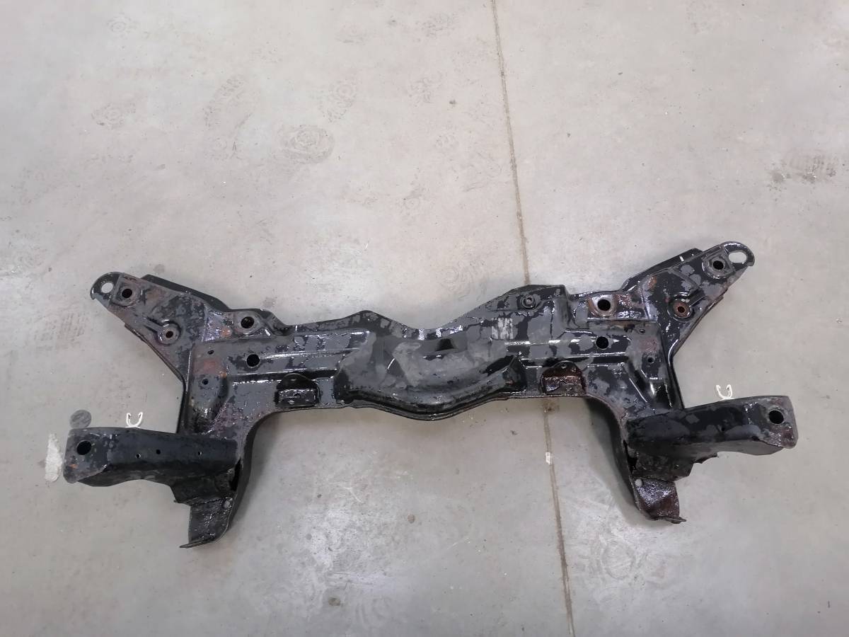 Балка подмоторная Ford Fiesta 1996-2001