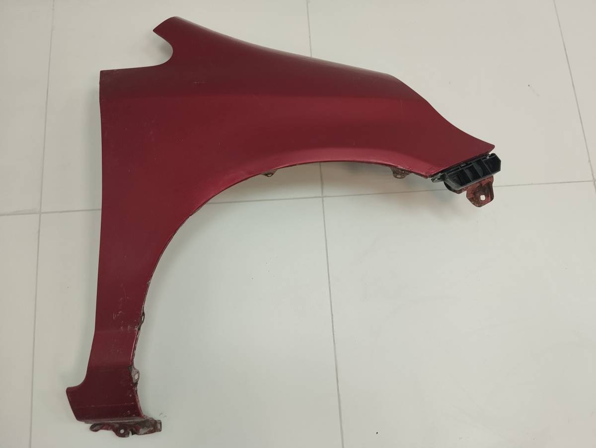 Крыло переднее правое Honda Fit (GD1) 2001-2007