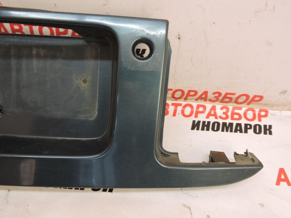 Накладка крышки багажника для Mazda 626 4 (GE) 1992-1997г