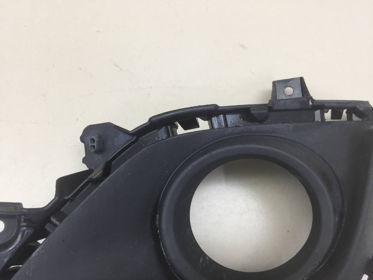 Рамка противотуманной фары правой Mazda Mazda 6 (GJ) 2013-2016