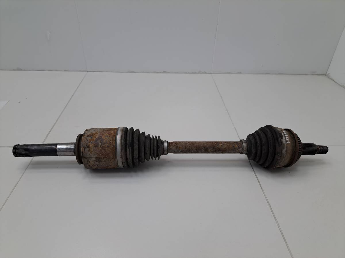 Полуось задняя левая Land Rover Discovery 3 2004-2009 Полуось задняя левая Land Rover Discovery 3 2004-2009
