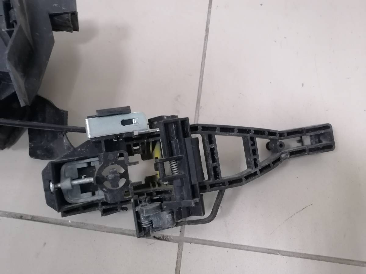 Замок двери задней левой Ford Focus 3 2011>