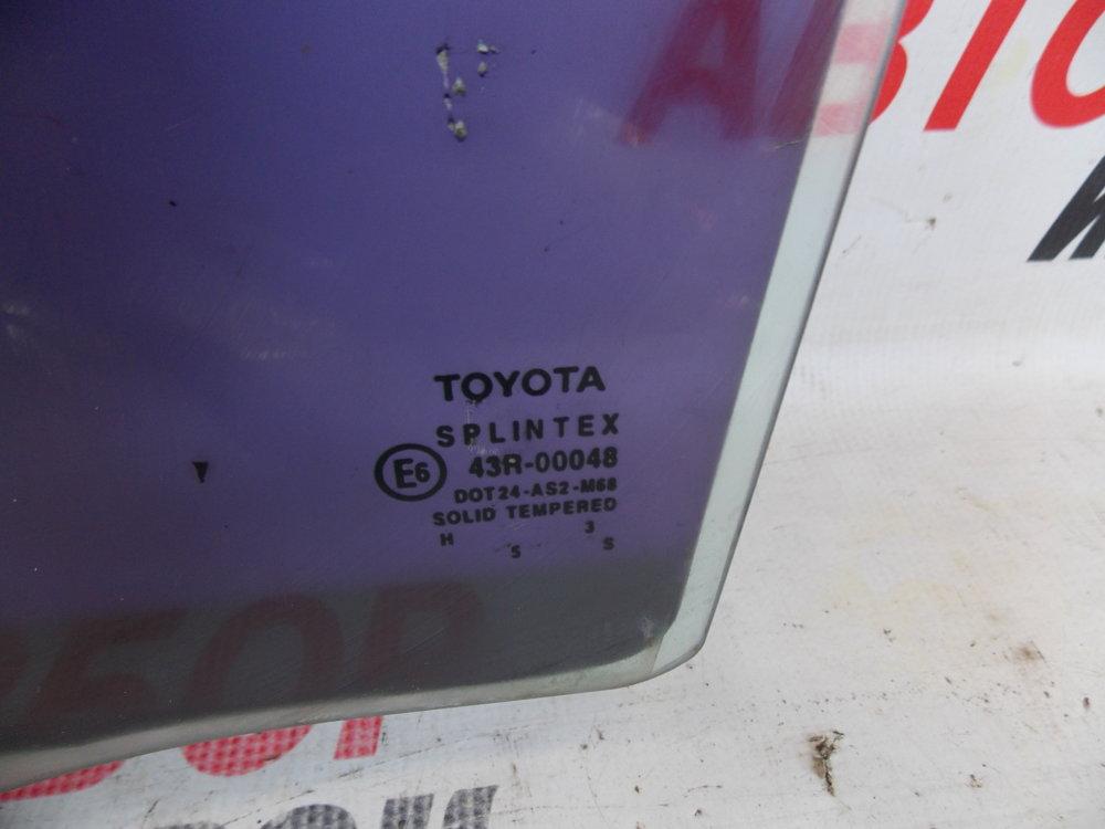 Стекло двери задней левой для Toyota Corolla E120 2001-2007