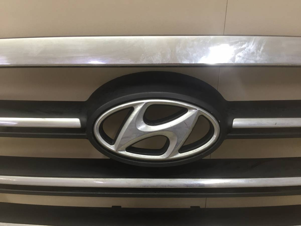 Решетка радиатора Hyundai Starex (H1) 1997-2007