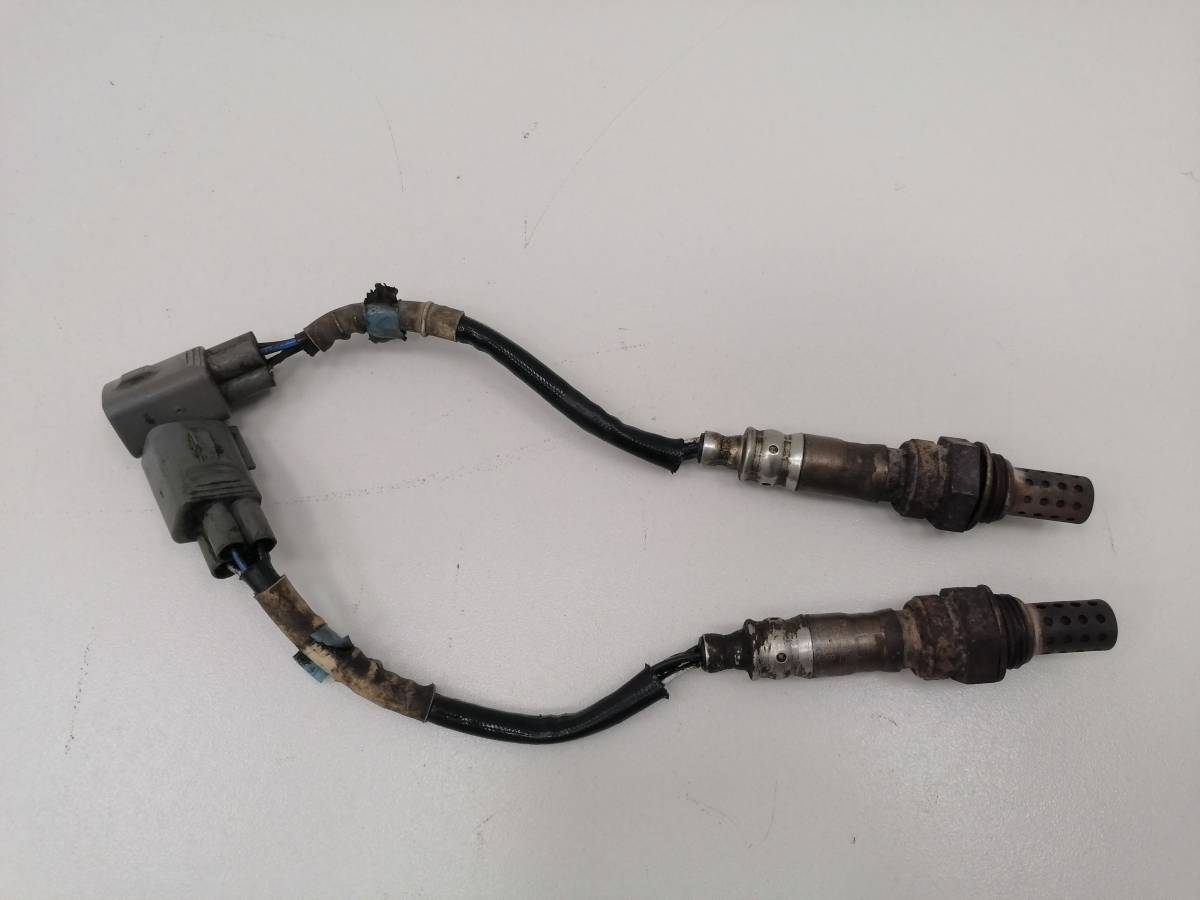 Датчик кислородный / Lambdasonde Toyota Land Cruiser (J100) 1998-2007