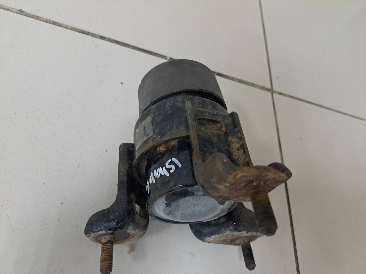 Опора двигателя передняя Toyota Camry (XV30) 2001-2006 Опора двигателя передняя Toyota Camry (XV30) 2001-2006