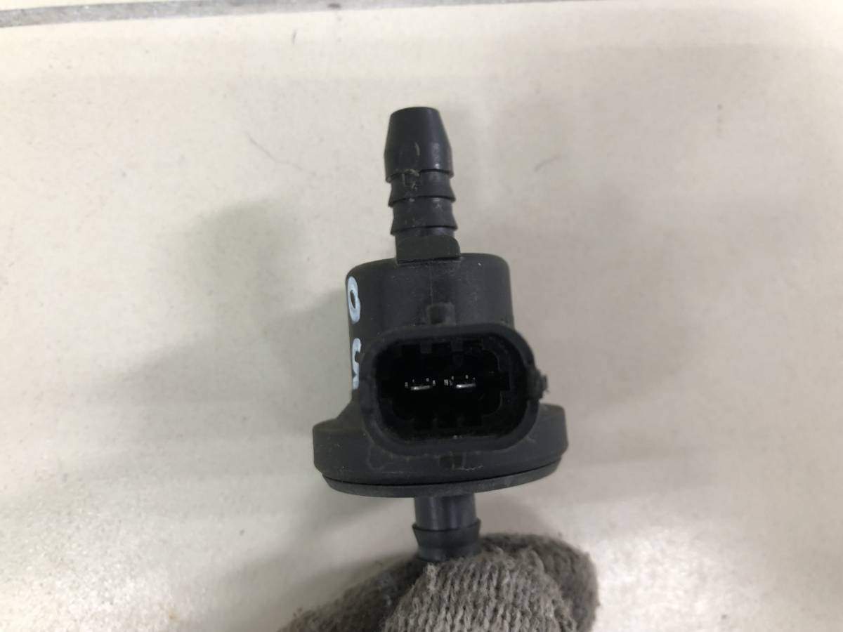 Клапан вентиляции топливного бака Chevrolet Cruze (J300) 2009-2016