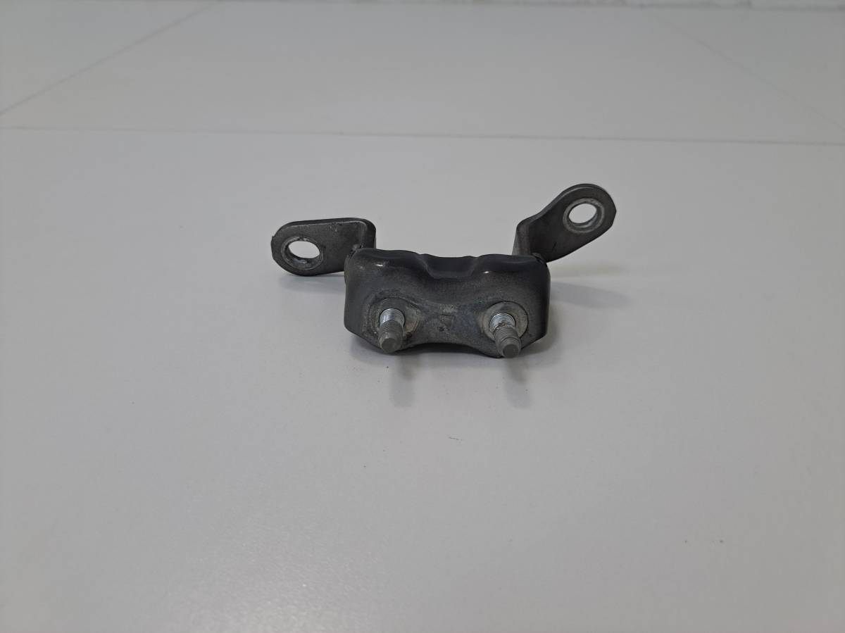 Петля двери задней левой верхняя Toyota Camry (XV30) 2001-2006