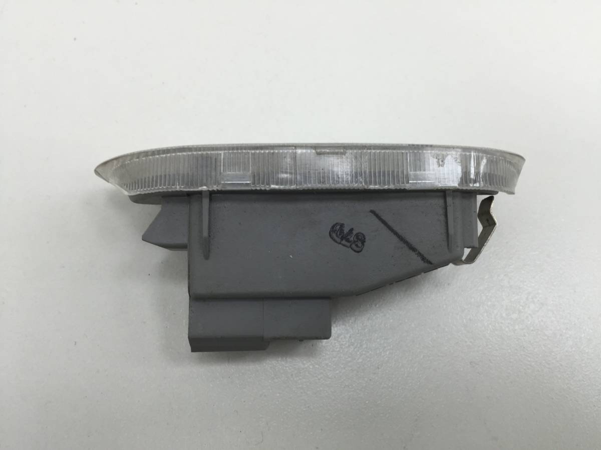 Плафон салонный Lexus LX470 (J100) 1998-2007