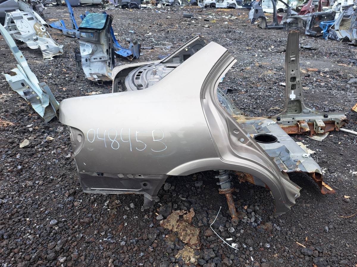 Крыло заднее правое Nissan Almera (N16) 2000-2006