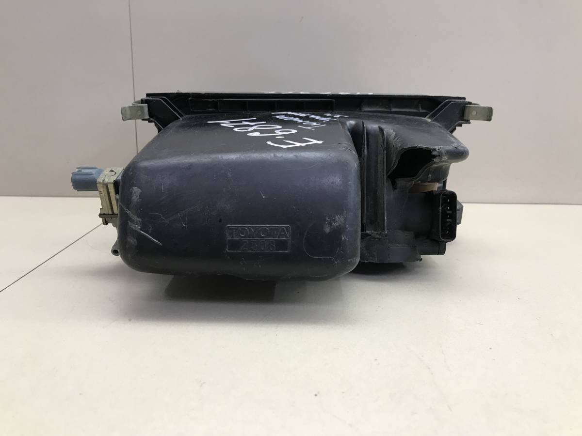Корпус воздушного фильтра Toyota Vitz (P10) 1999-2005