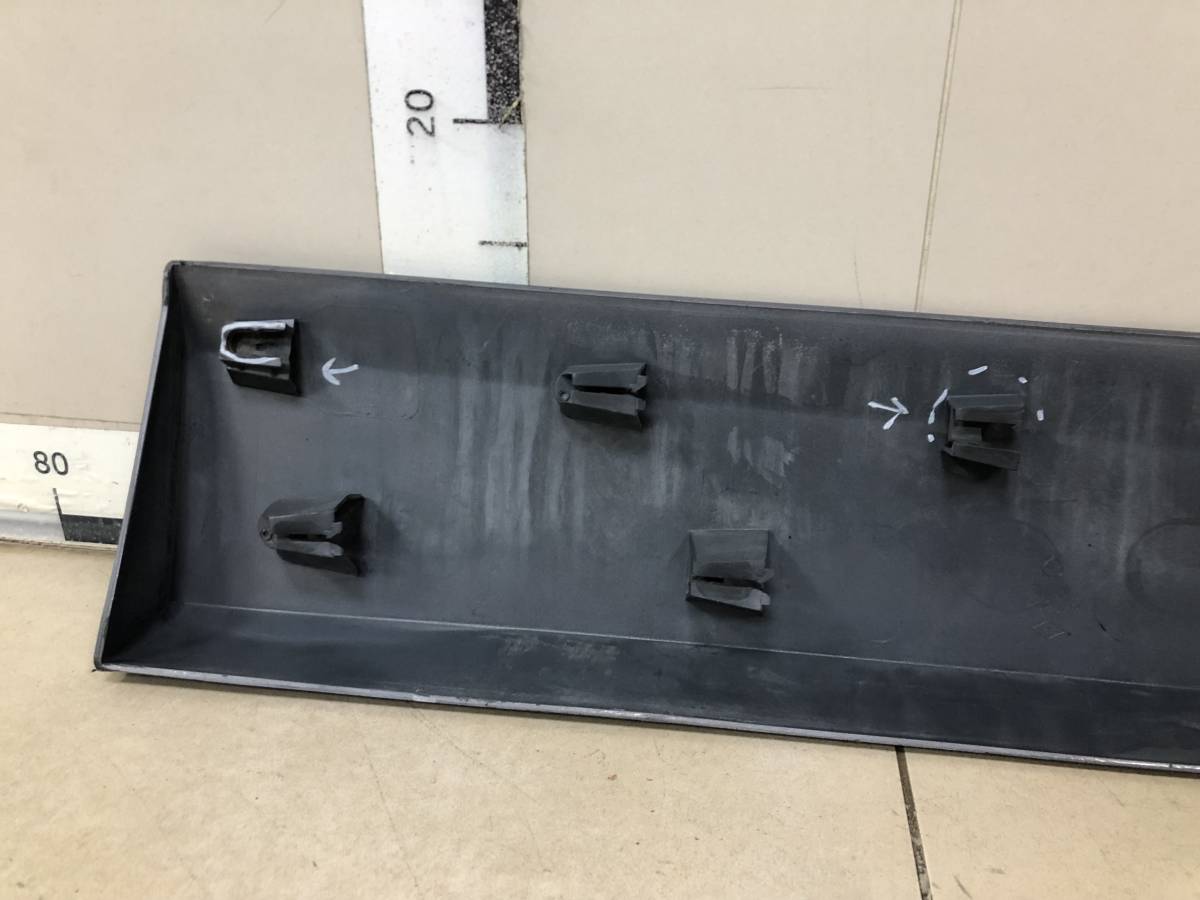 Накладка двери передней левой Renault Scenic (3) 2009-2015