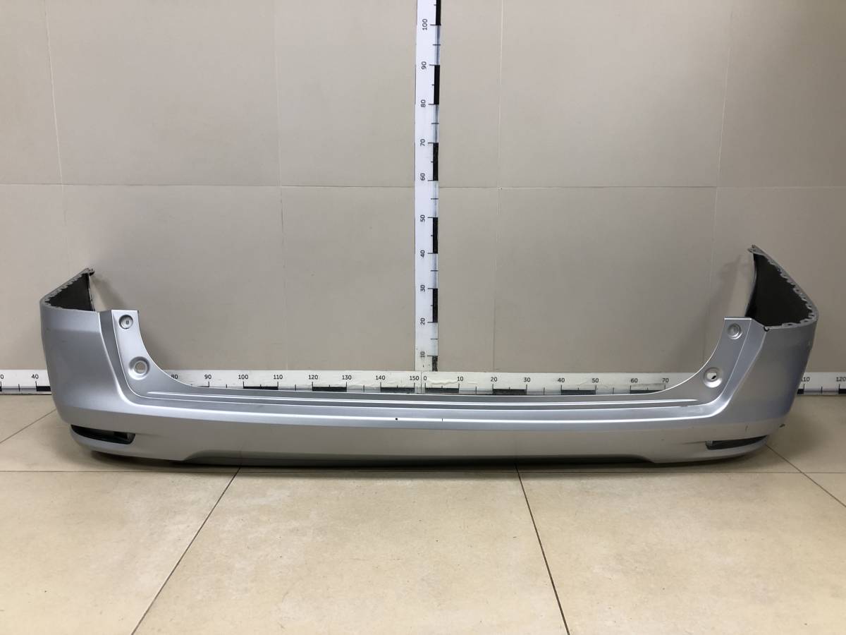 Бампер задний Nissan Serena 4 2010-2013