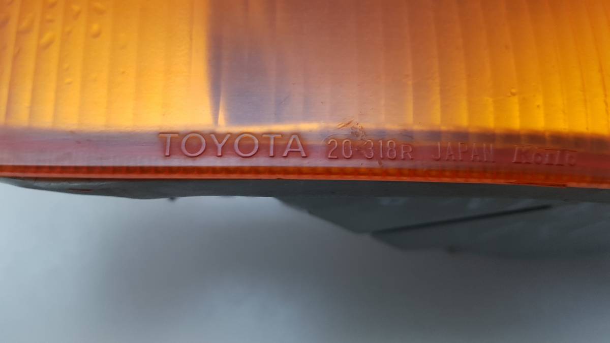 Указатель поворота в бампер правый Toyota Carina (T190) 1992-1996