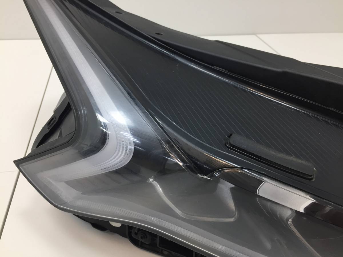 Фара правая Kia K5 2019>