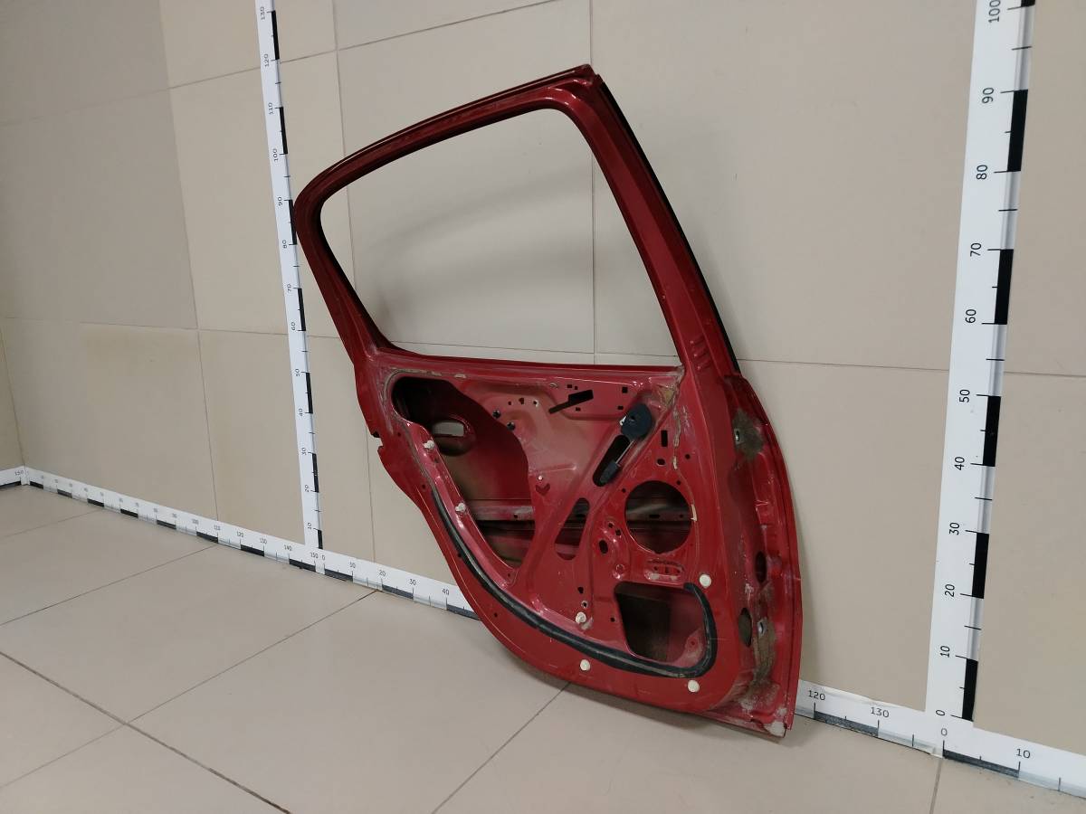 Дверь задняя левая Peugeot 206 1998-2012