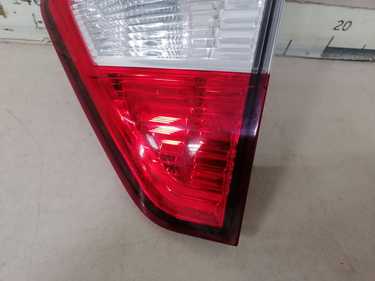 Фонарь задний внутренний правый Nissan Terrano (D10) 2014> Фонарь задний внутренний правый Nissan Terrano (D10) 2014>