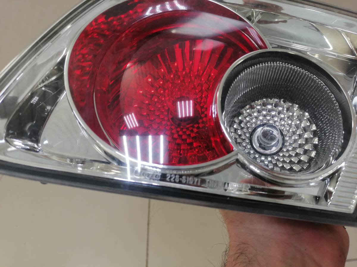 Фонарь задний внутренний правый Mazda Mazda 6 (GG) 2002-2007