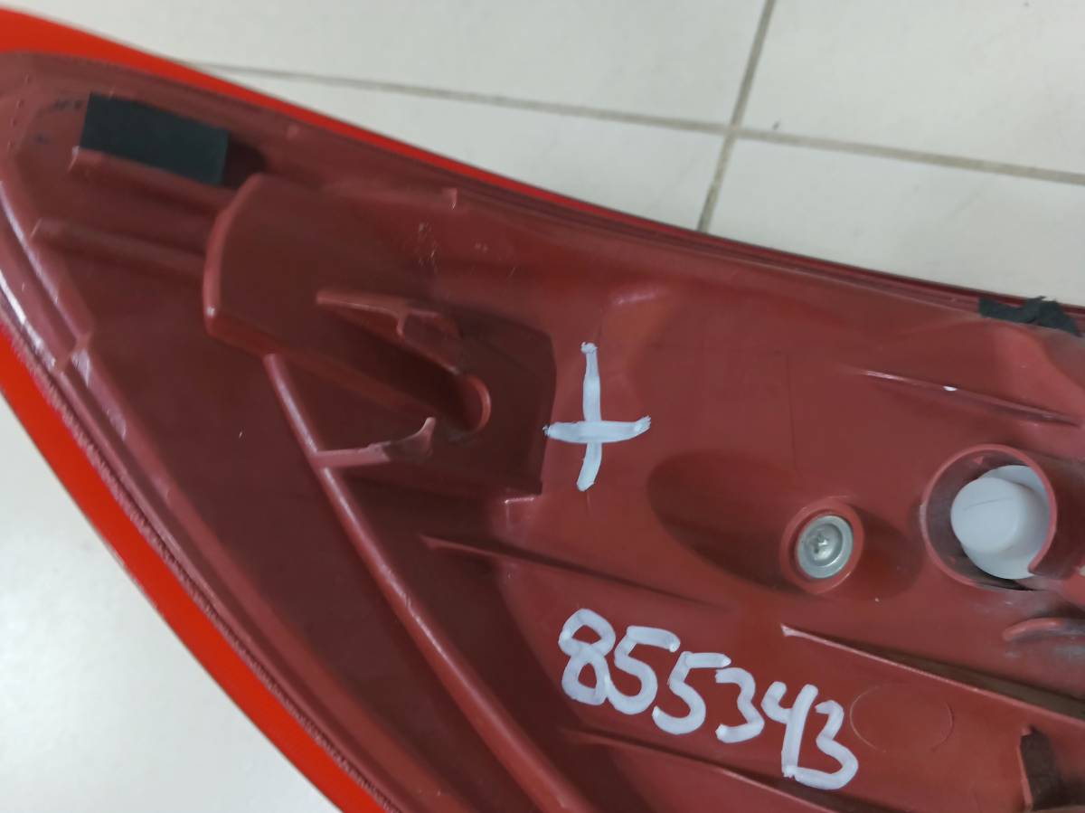 Фонарь задний правый Mazda Demio DE 2007-2011