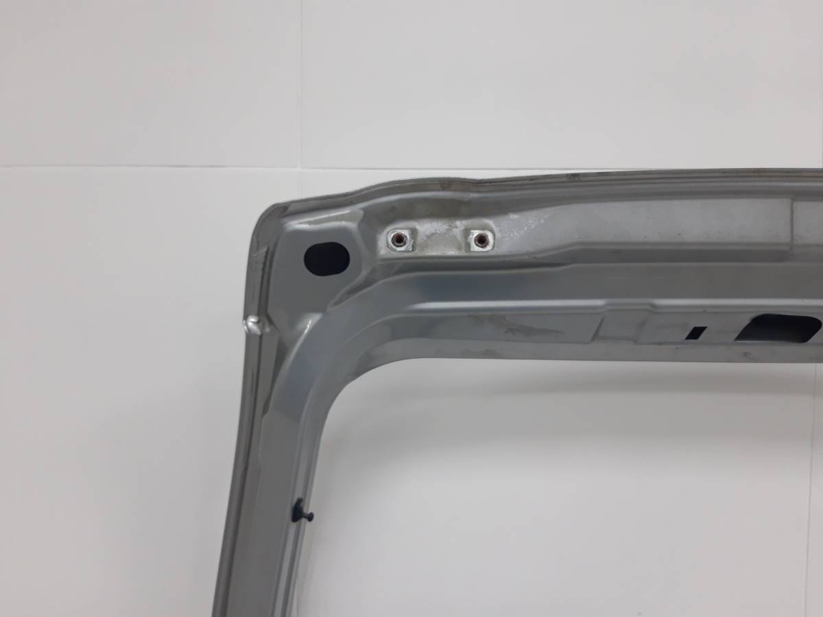 Дверь багажника Nissan Micra (K12) 2002-2010