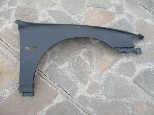 Крыло переднее правое для Honda Accord 5 (CE) 1993-1997