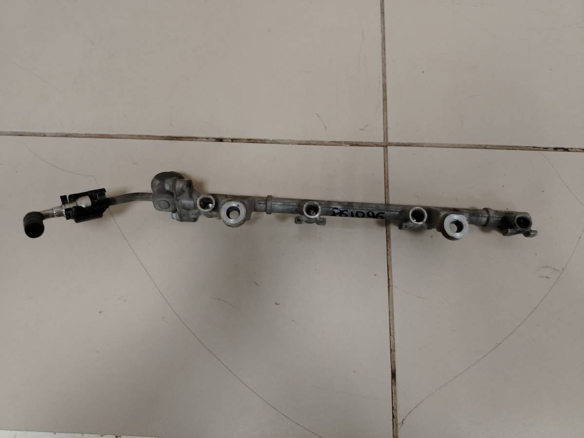 Рейка топливная (рампа) Toyota Camry (V50) 2011-2017