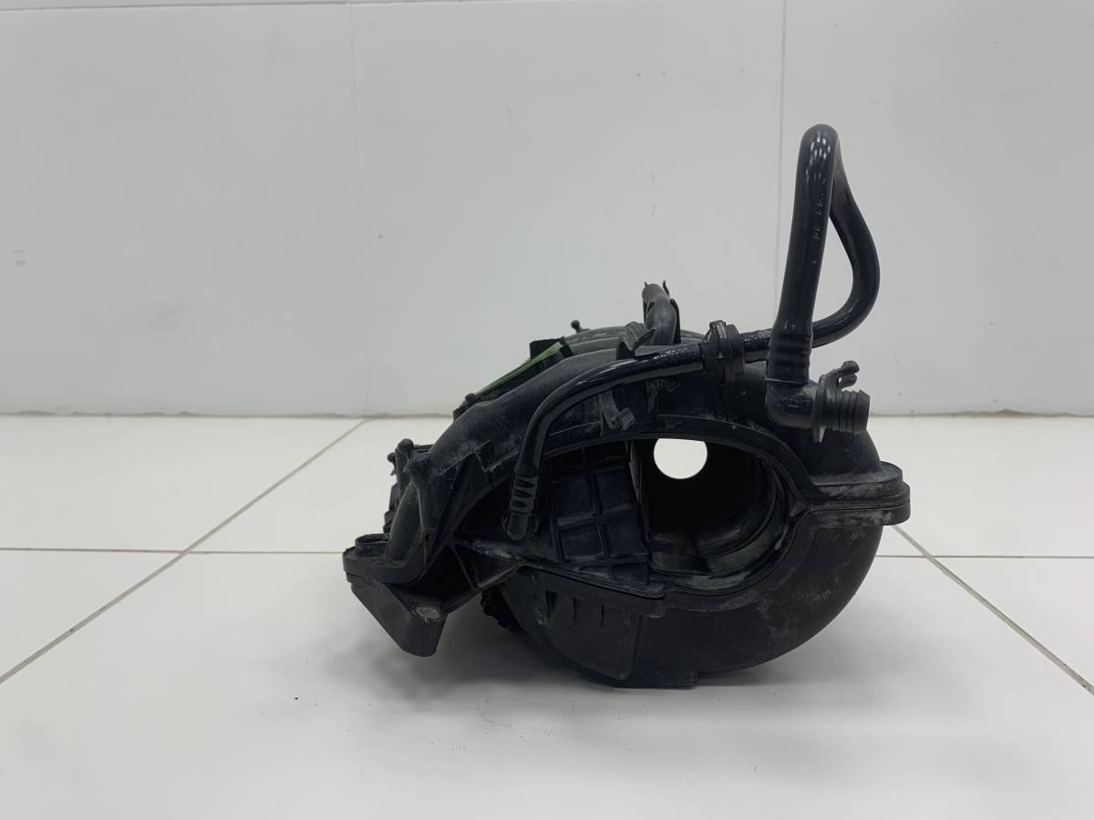 Коллектор впускной Volkswagen Polo (Sed RUS) 2011>