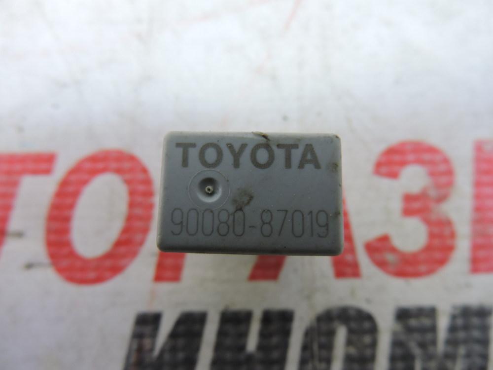 Реле для Toyota Avensis (T250) 2003-2009
