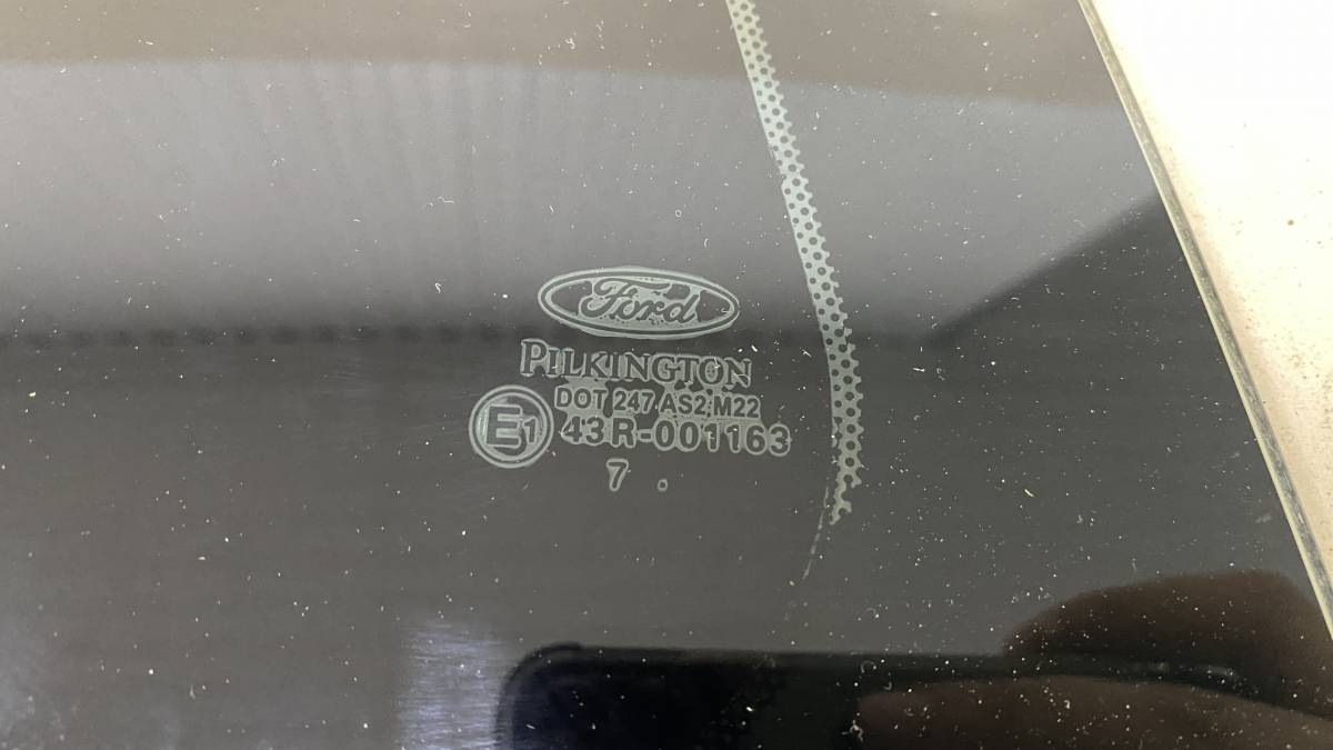 Стекло кузовное глухое левое Ford Fusion (JU) 2002-2012