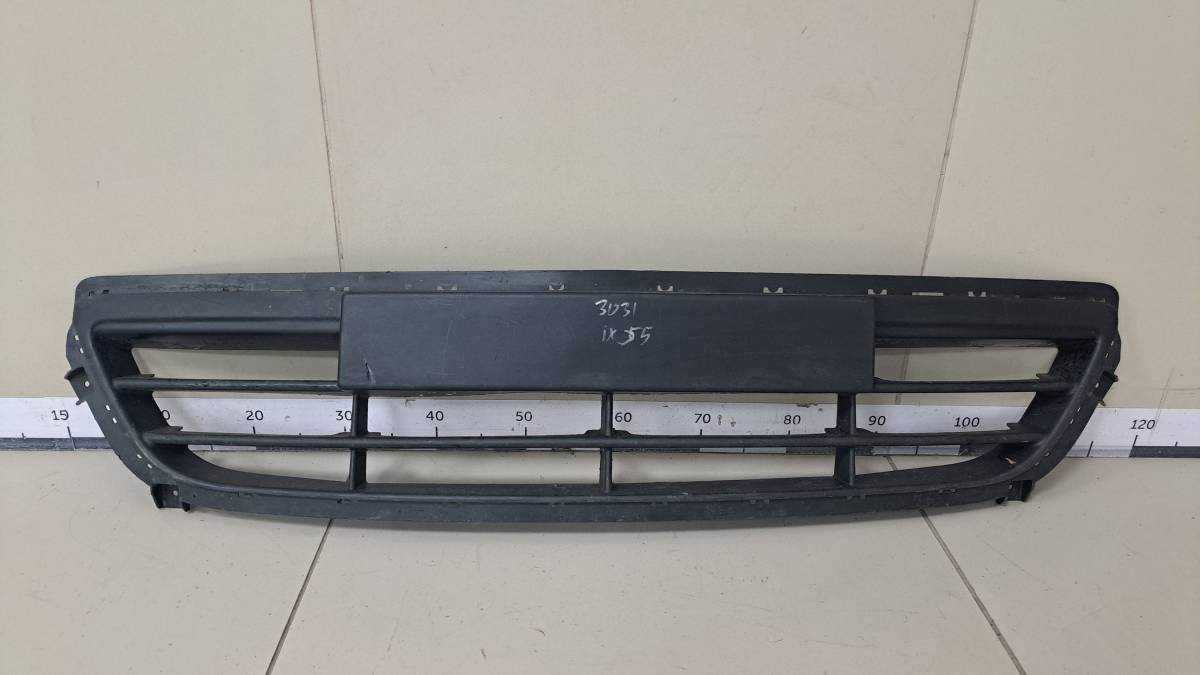 Решетка в бампер центральная Hyundai ix55 2007-2013