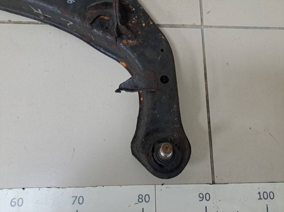 Рычаг передний нижний правый Nissan Primera (P12) 2002-2007 Рычаг передний нижний правый Nissan Primera (P12) 2002-2007