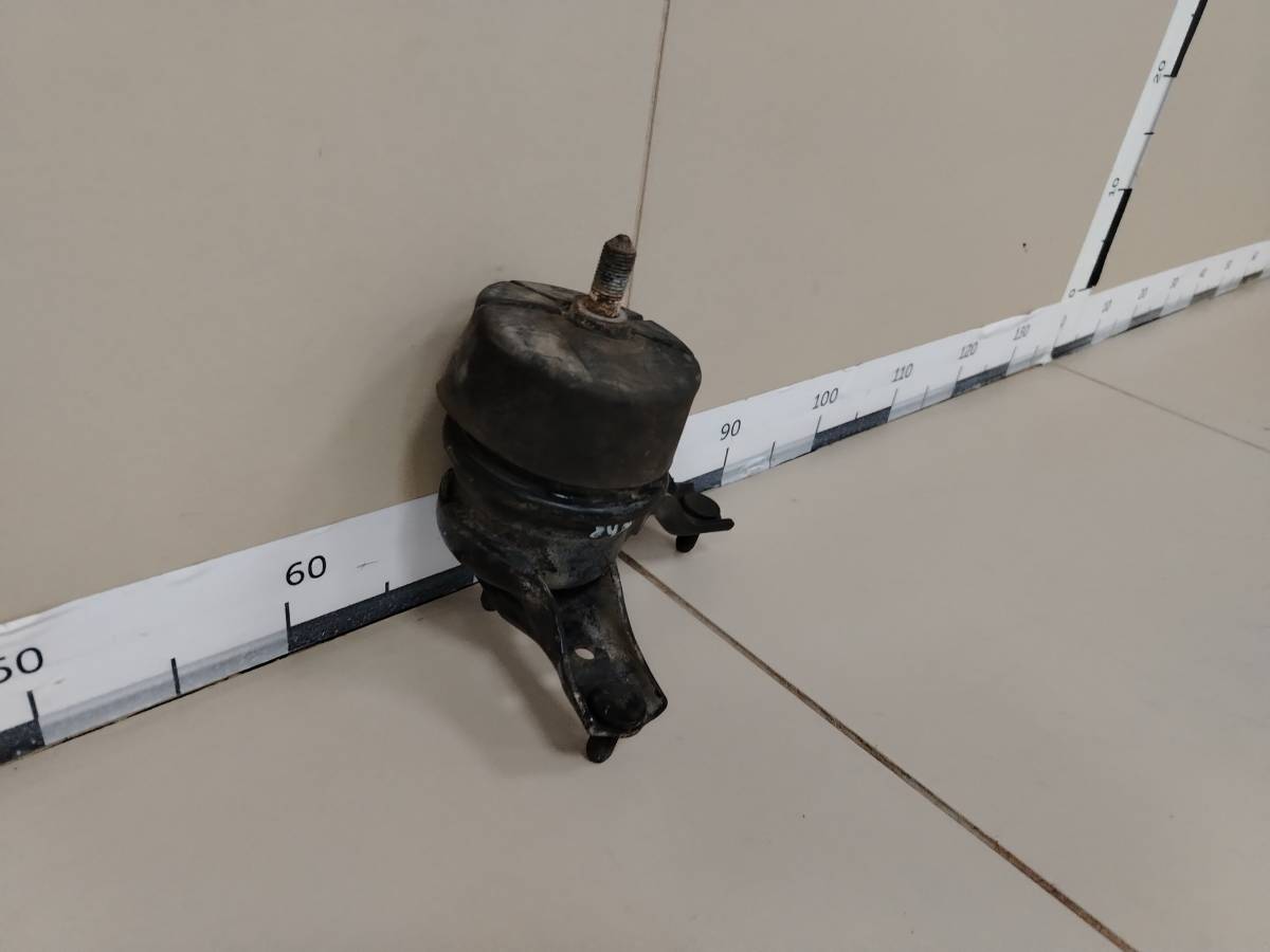 Опора двигателя правая Toyota Camry (V40) 2006-2011 Опора двигателя правая Toyota Camry (V40) 2006-2011
